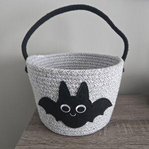 Halloween Bat Rope Basket